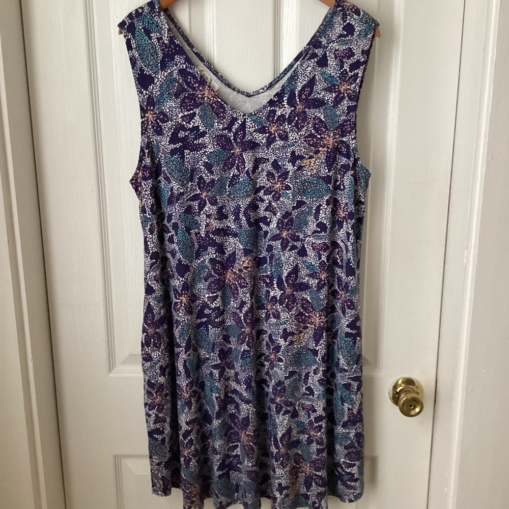 MAURICES: 24/7 purple floral shift dress 1X